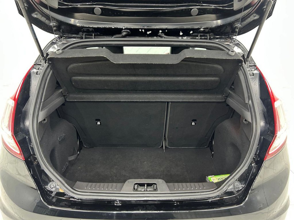 Used Ford Fiesta 2017 for sale - 76711047: Photo 19