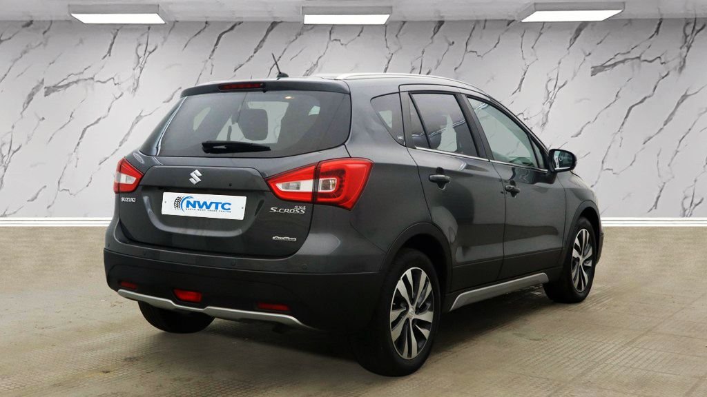 Used Suzuki SX4 S-Cross 2016 for sale - 77188818: Photo 5