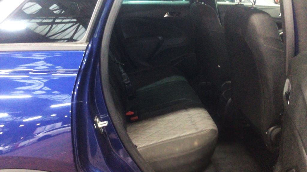 Used Vauxhall Crossland X 2020 for sale - 76740351: Photo 11