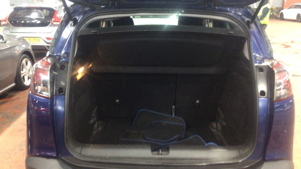 Used Vauxhall Crossland X 2020 for sale - 76740351: Photo 12