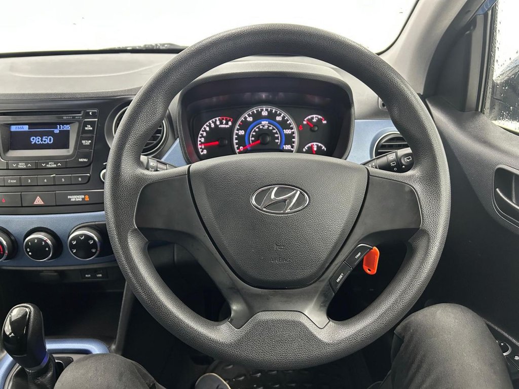 Used Hyundai i10 2016 for sale - 77463979: Photo 19