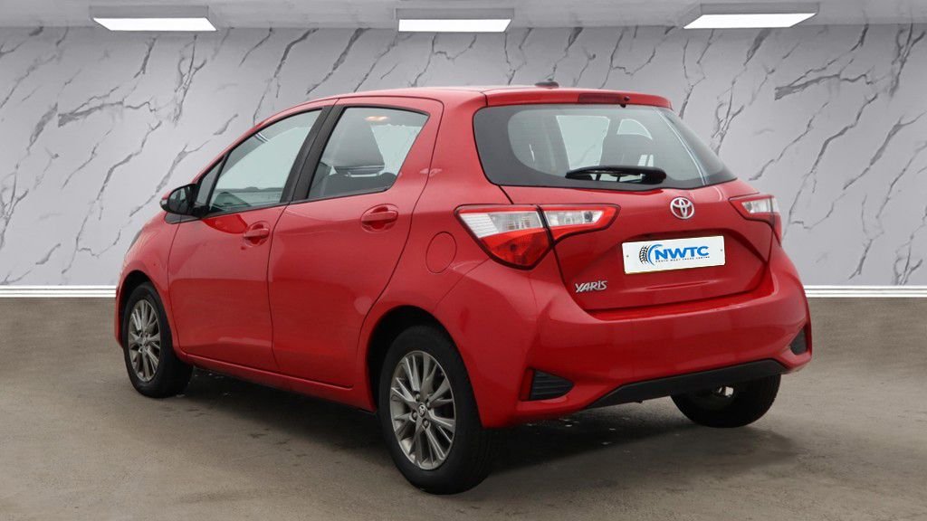 Used Toyota Yaris 2019 for sale - 76417408: Photo 4