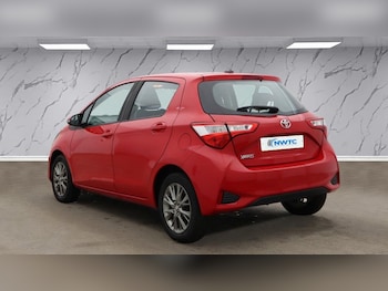Used Toyota Yaris 2019 for sale - 76417408: Photo