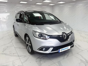 Used Renault Grand Scenic 2017 for sale - 78828604: Photo