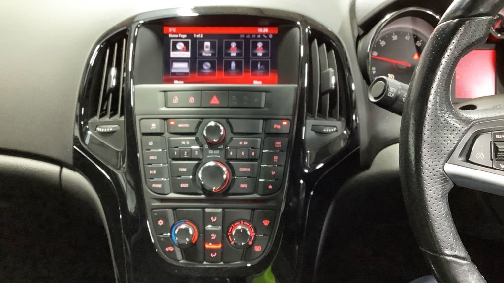 Used Vauxhall Astra GTC 2017 for sale - 77172339: Photo 9