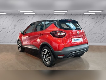 Used Renault Captur 2017 for sale - 76910174: Photo