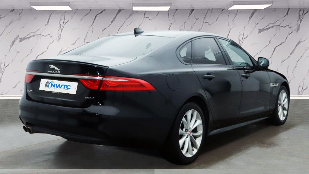 Used Jaguar XF 2018 for sale - 77507784: Photo 7