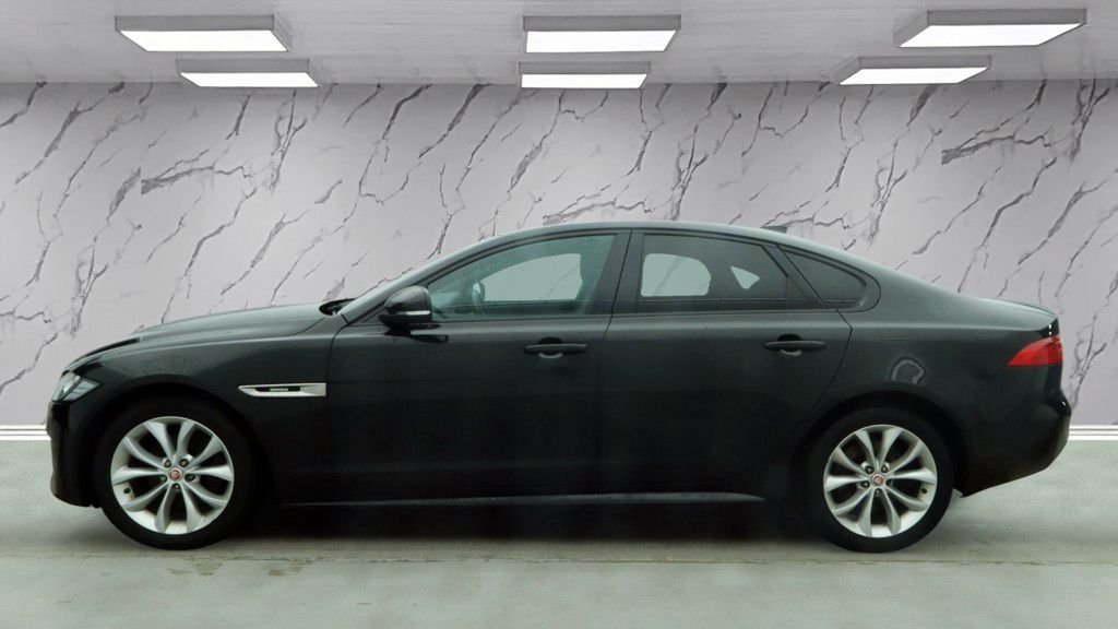 Used Jaguar XF 2018 for sale - 77507784: Photo 9