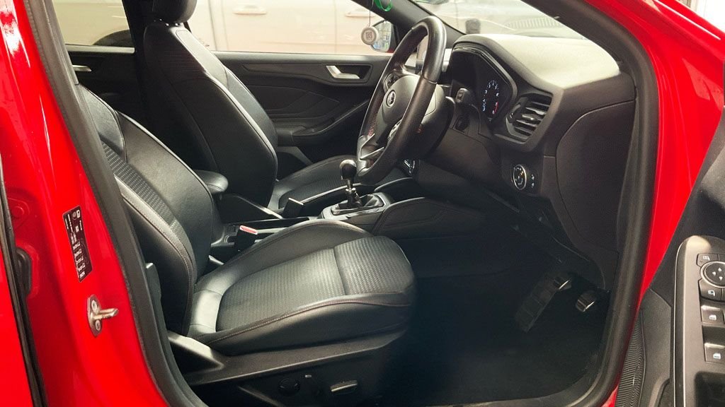 Used Ford Focus 2018 for sale - 78212702: Photo 13