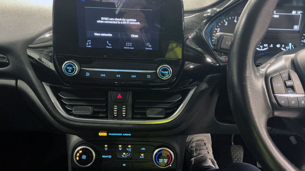 Used Ford Fiesta 2018 for sale - 76386530: Photo 7