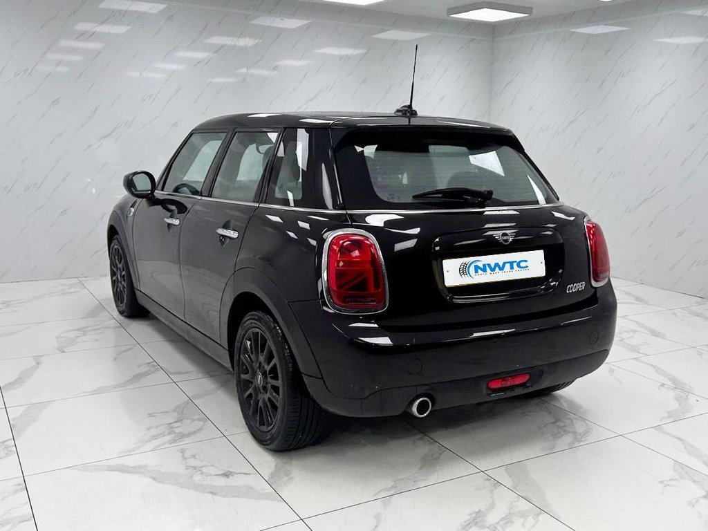 Used MINI Hatch 2019 for sale - 76910412: Photo 8