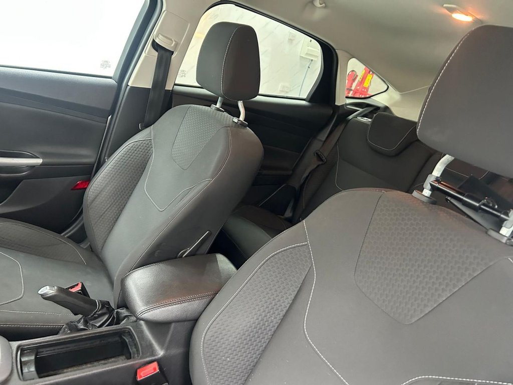 Used Ford Focus 2017 for sale - 77276427: Photo 14