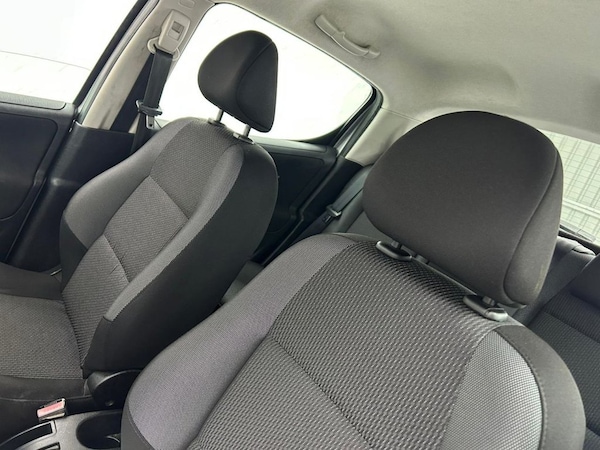 Used Peugeot 207 2010 for sale - 75998073: Photo 11