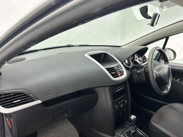 Used Peugeot 207 2010 for sale - 75998073: Photo 14
