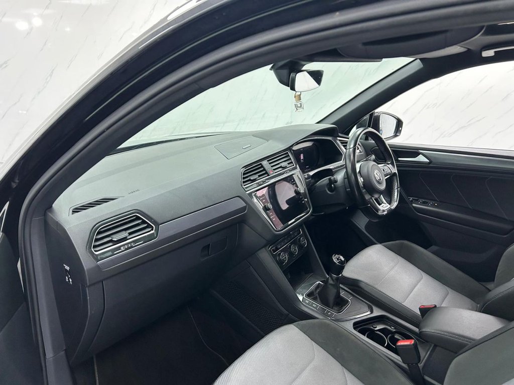 Used Volkswagen Tiguan 2018 for sale - 77065118: Photo 14