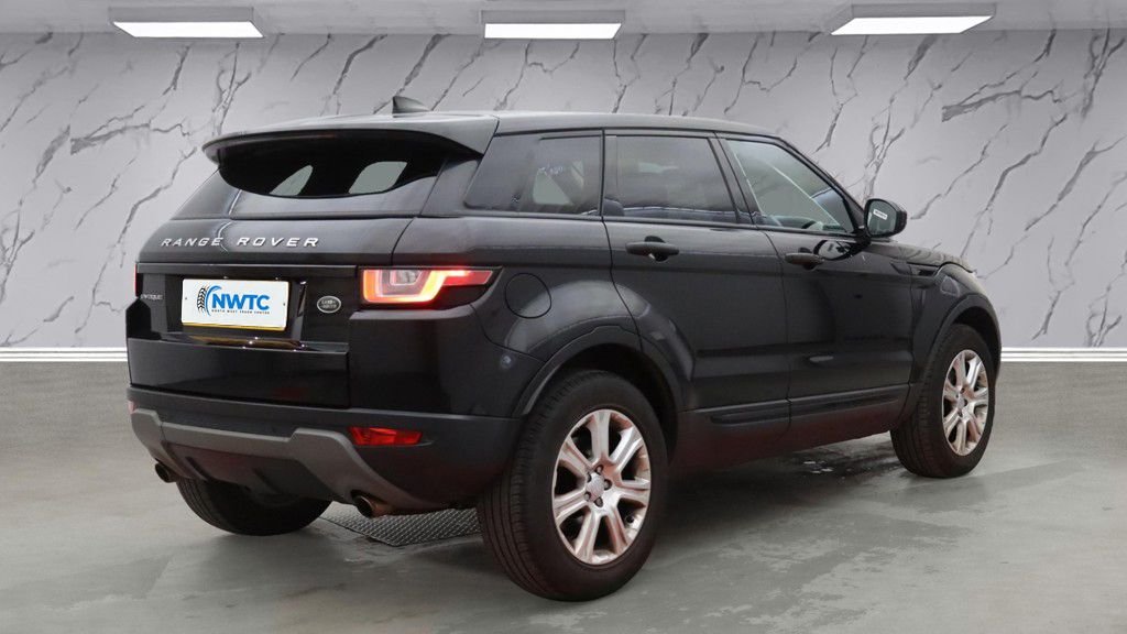 Used Land Rover Range Rover Evoque 2019 for sale - 76417404: Photo 5
