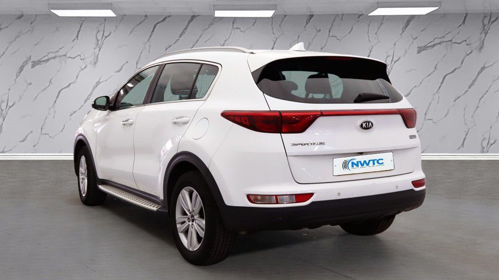 Used Kia Sportage 2018 for sale - 76482204: Photo 4