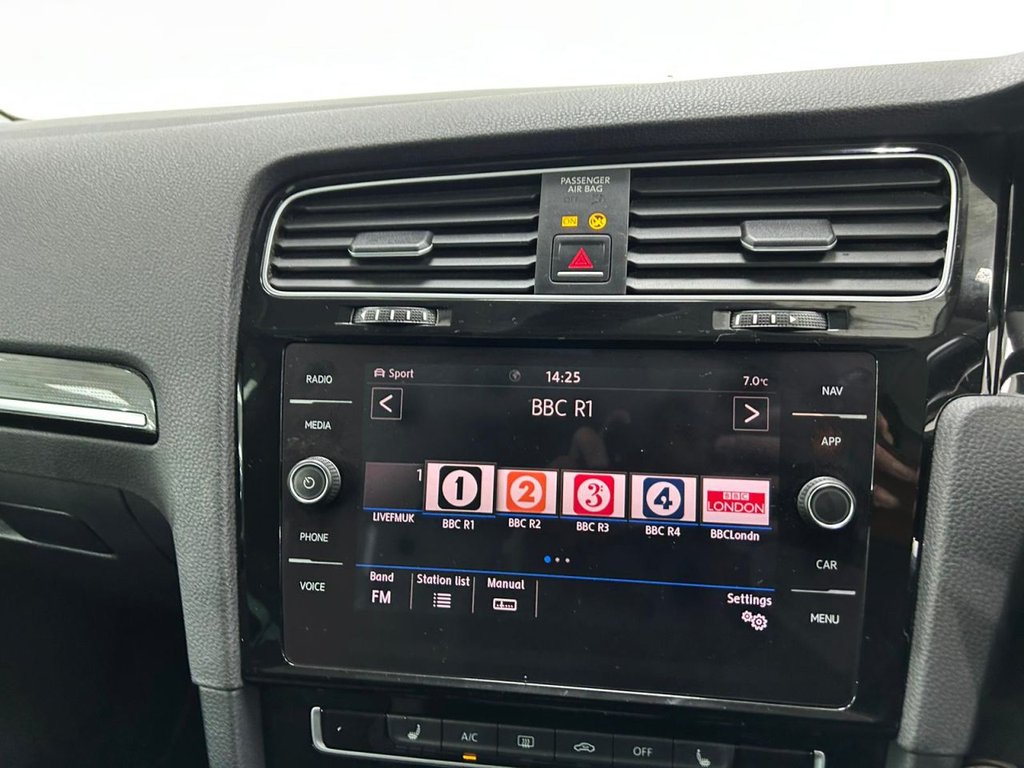 Used Volkswagen Golf 2018 for sale - 77798182: Photo 16