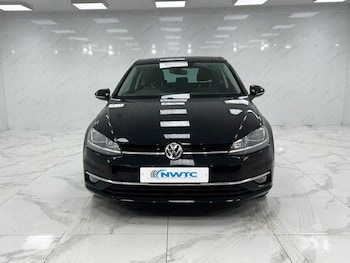 Used Volkswagen Golf 2018 for sale - 77798182: Photo