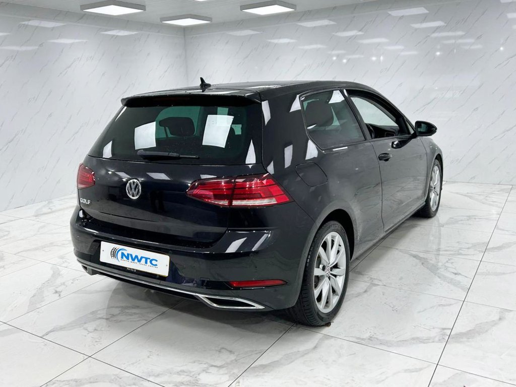 Used Volkswagen Golf 2018 for sale - 77798182: Photo 9