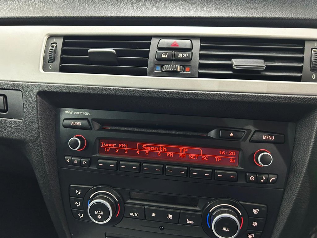 Used BMW 3 Series 2011 for sale - 76439072: Photo 15