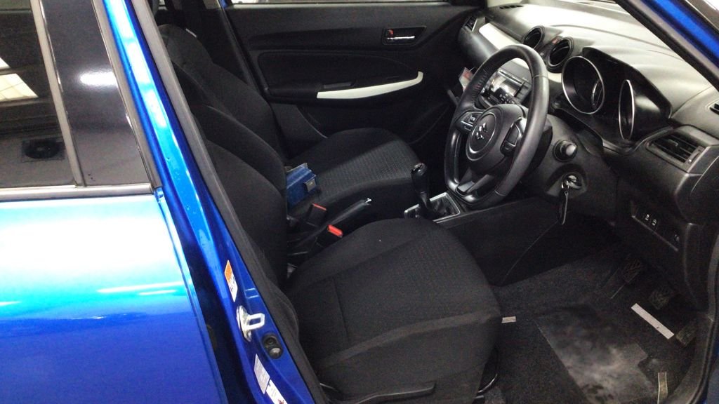 Used Suzuki Swift 2020 for sale - 76740361: Photo 10