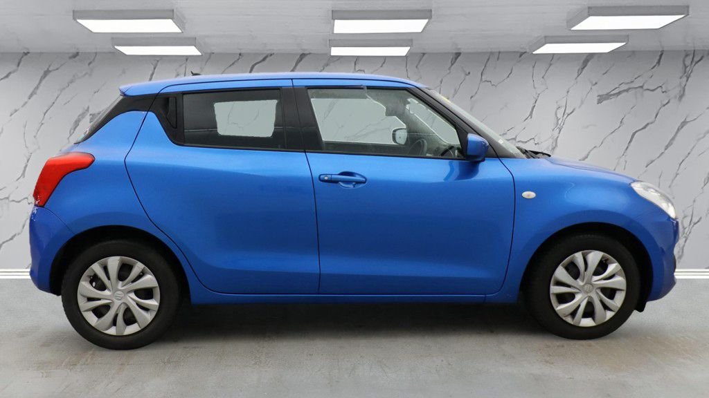 Used Suzuki Swift 2020 for sale - 76740361: Photo 6