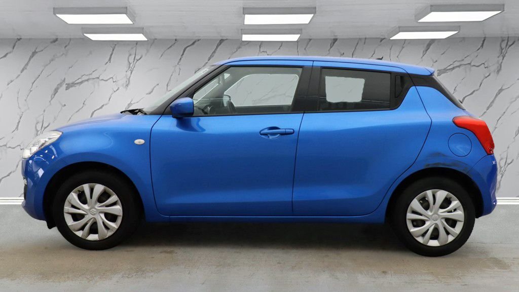 Used Suzuki Swift 2020 for sale - 76740361: Photo 7
