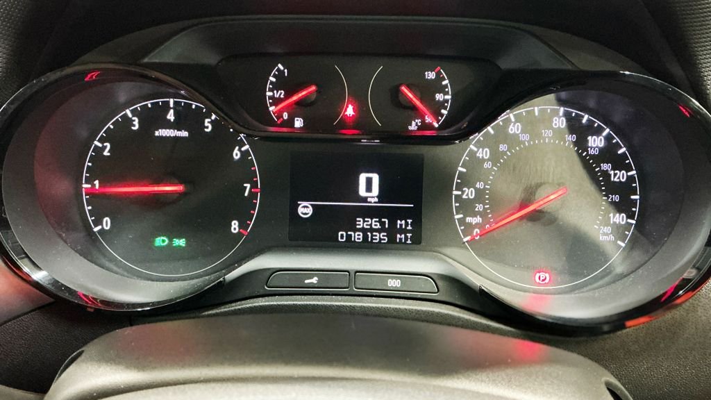 Used Vauxhall Crossland X 2018 for sale - 76536060: Photo 9