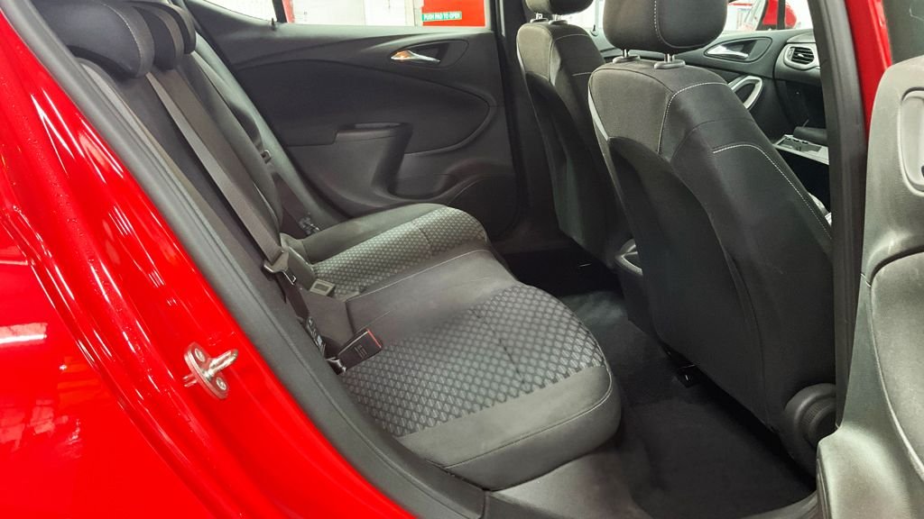 Used Vauxhall Astra 2017 for sale - 76345886: Photo 10