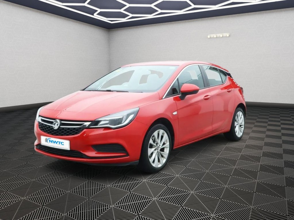 Used Vauxhall Astra 2017 for sale - 76345886: Photo 2