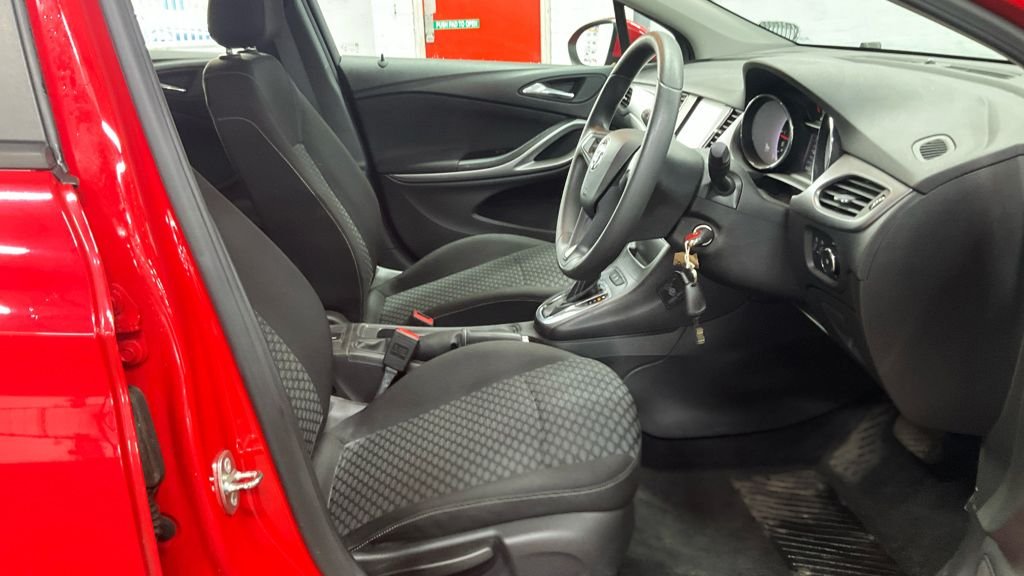 Used Vauxhall Astra 2017 for sale - 76345886: Photo 9