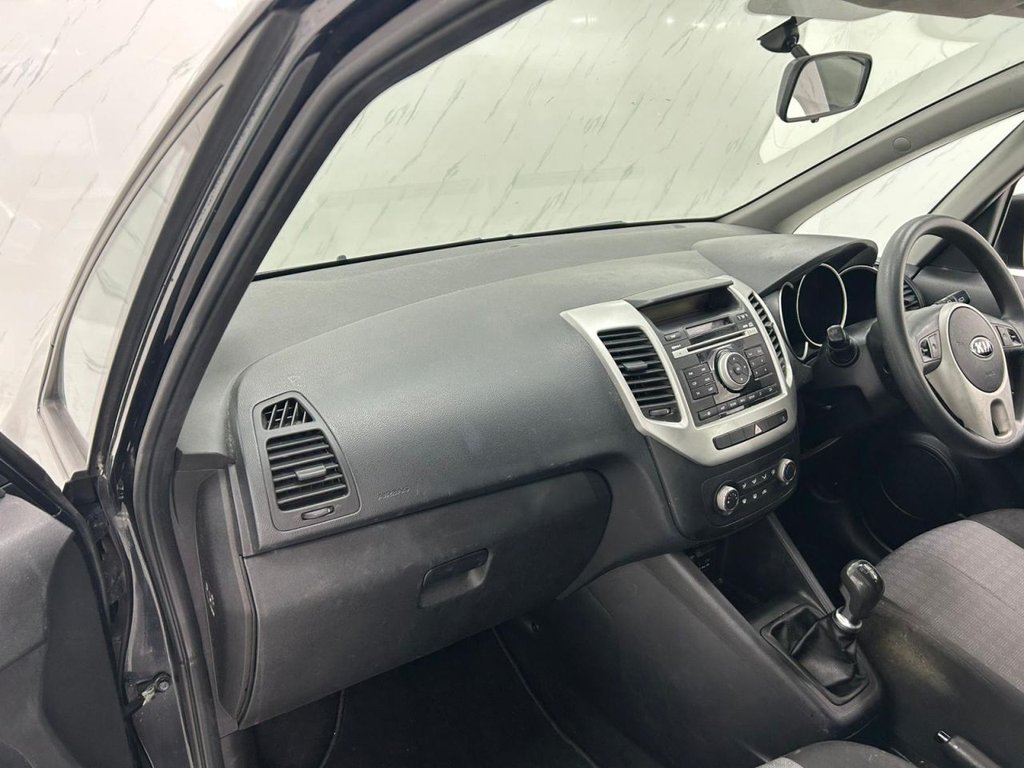 Used Kia Venga 2015 for sale - 76367883: Photo 13