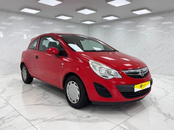 Used Vauxhall Corsa 2011 for sale - 75653968: Photo 2