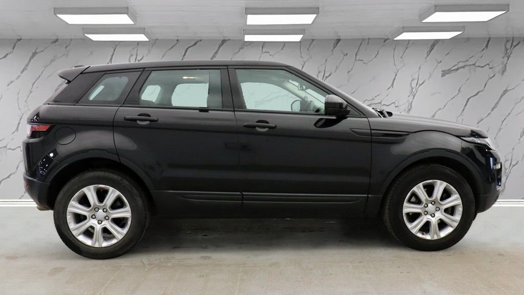 Used Land Rover Range Rover Evoque 2017 for sale - 77879682: Photo 7