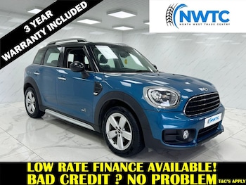2017 (67) - 2.0 Cooper D SUV 5dr Diesel Manual ALL4 Euro 6 (s/s) (150 ps) F/S/H! 1 FORM