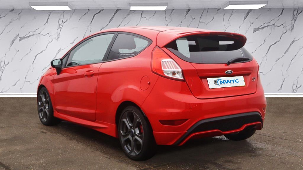 Used Ford Fiesta 2016 for sale - 76867935: Photo 5