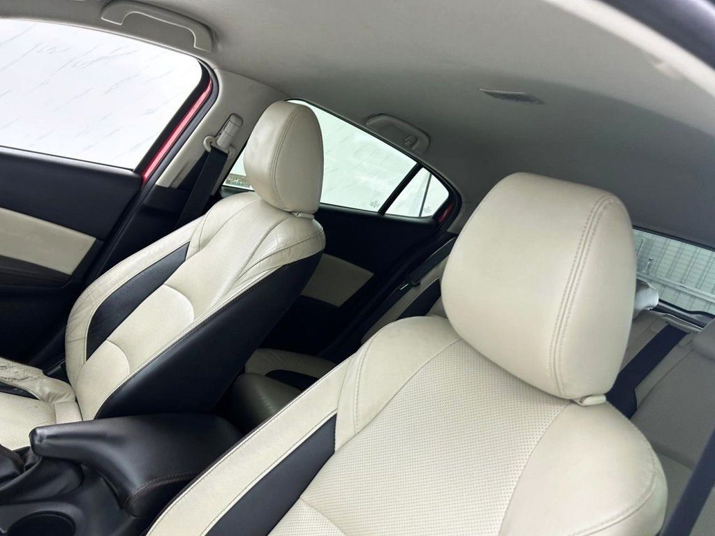 Used Mazda Mazda3 2013 for sale - 76454187: Photo 11