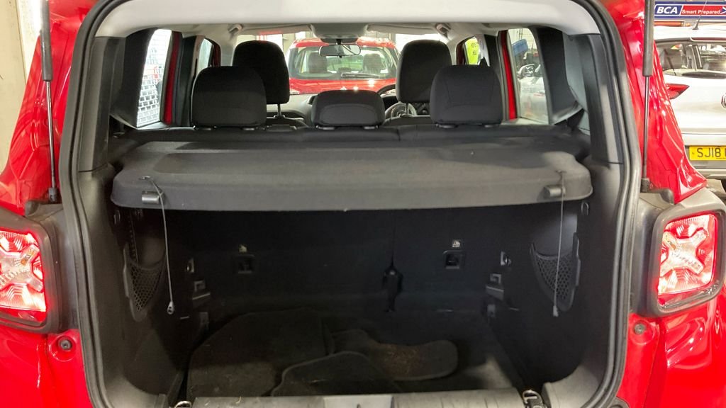 Used Jeep Renegade 2016 for sale - 77463944: Photo 15