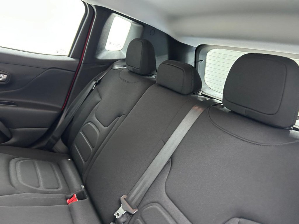 Used Jeep Renegade 2016 for sale - 77463944: Photo 20