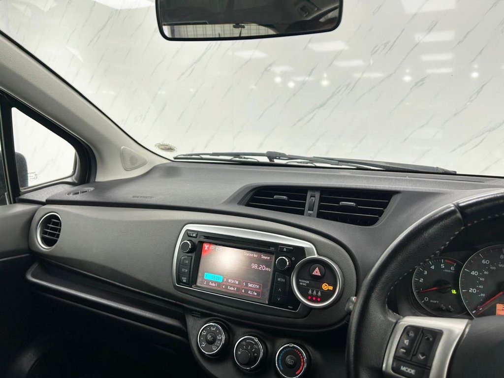 Used Toyota Yaris 2012 for sale - 78030069: Photo 14