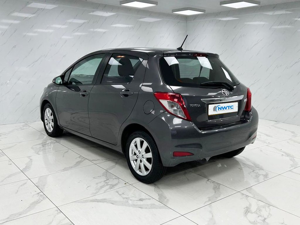Used Toyota Yaris 2012 for sale - 78030069: Photo 6