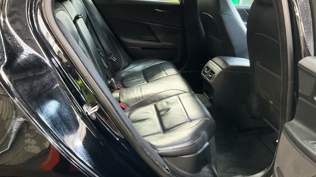 Used Jaguar XE 2017 for sale - 77172300: Photo 12