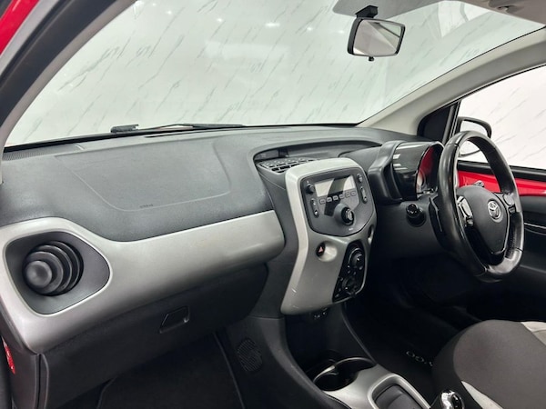 Used Toyota AYGO 2017 for sale - 75715869: Photo 12