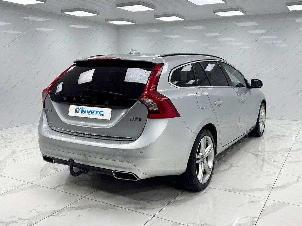 Used Volvo V60 2016 for sale - 76631735: Photo 10