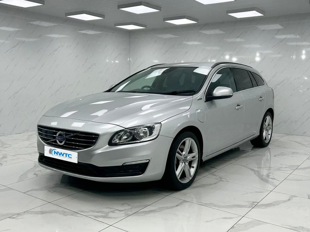 Used Volvo V60 2016 for sale - 76631735: Photo 5