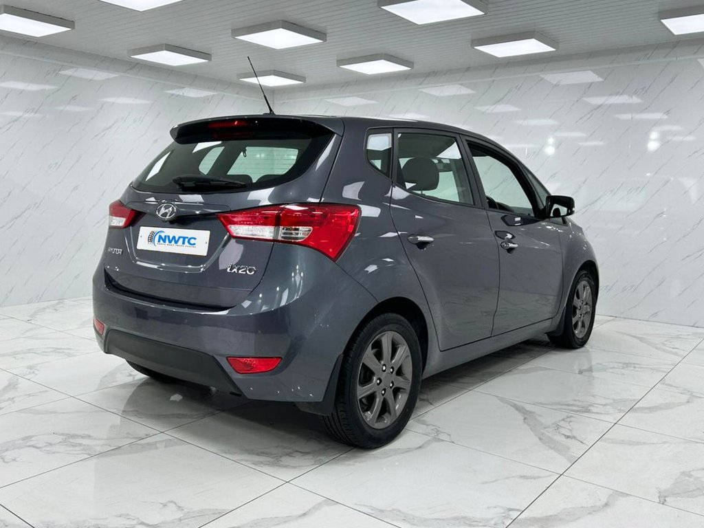 Used Hyundai Ix20 2018 for sale - 76028989: Photo 11