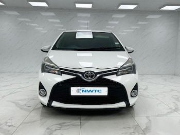 Used Toyota Yaris 2014 for sale - 76132360: Photo