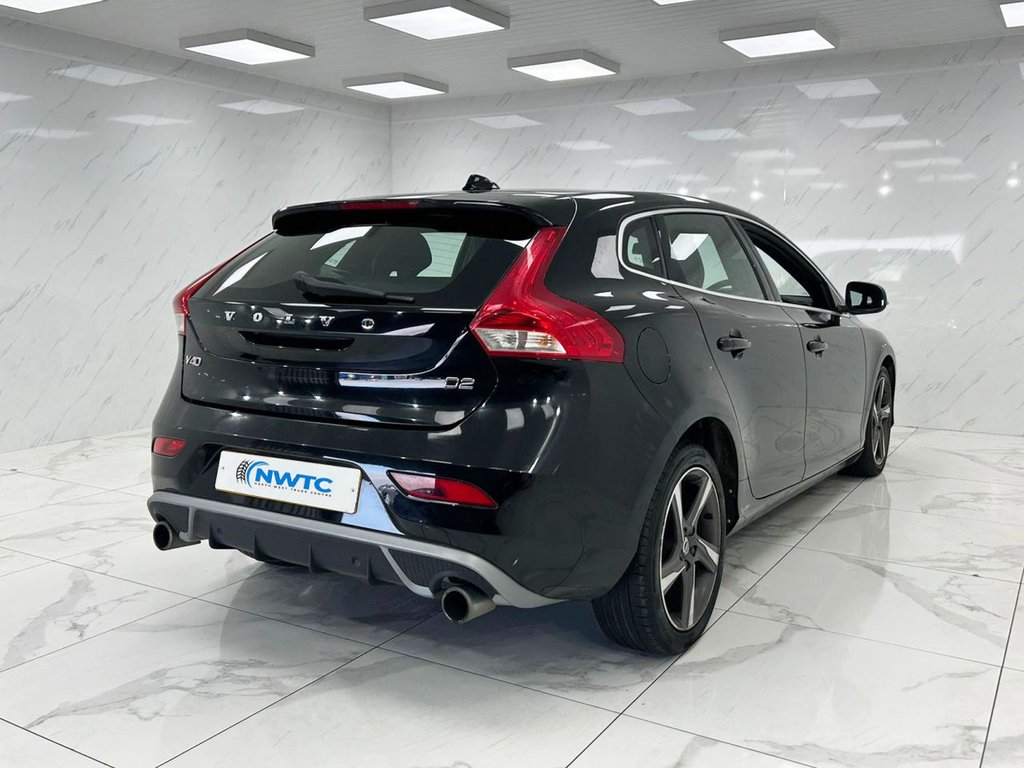 Used Volvo V40 2016 for sale - 76386100: Photo 10