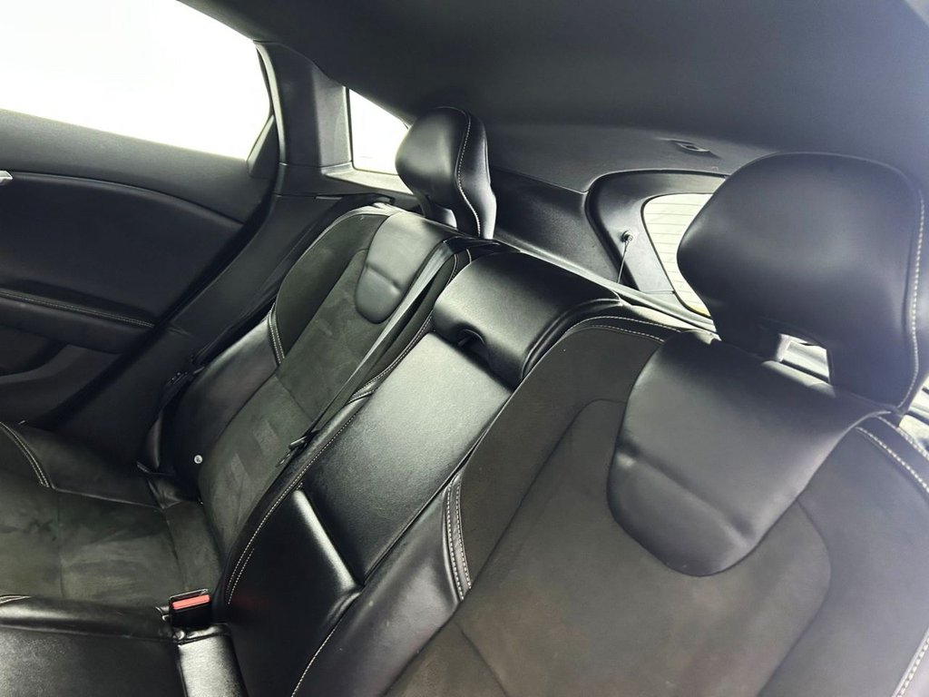 Used Volvo V40 2016 for sale - 76386100: Photo 14